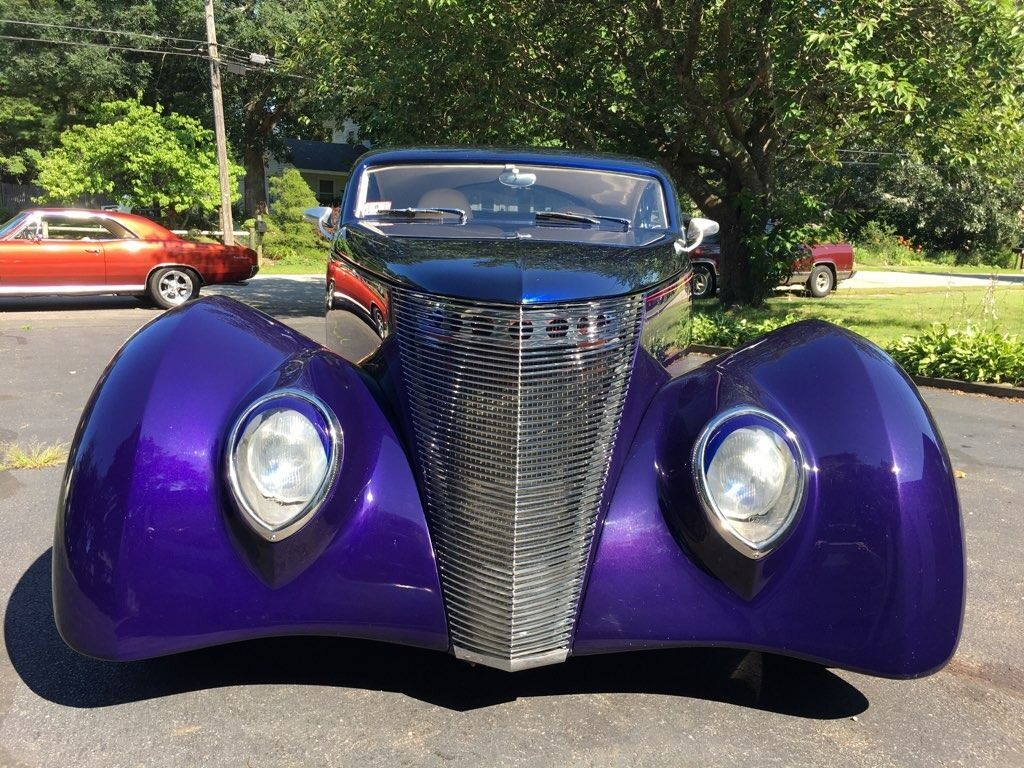 1937 Ford Coupe Hot Rod 3