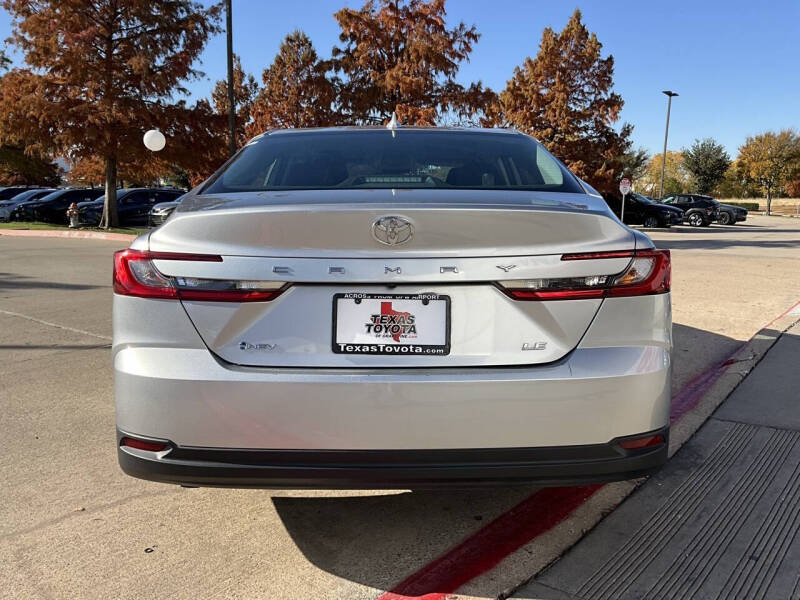 2025 Toyota Camry LE
