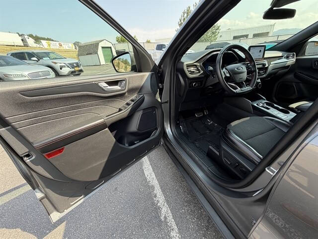2024 Ford Escape ST-Line