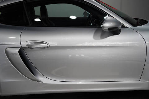 2016 Porsche Cayman GT4