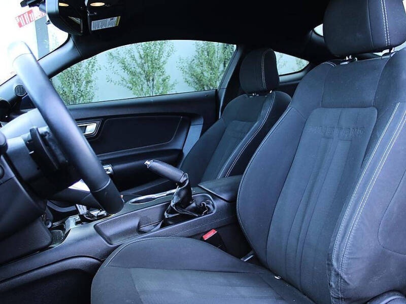 2019 Ford Mustang EcoBoost