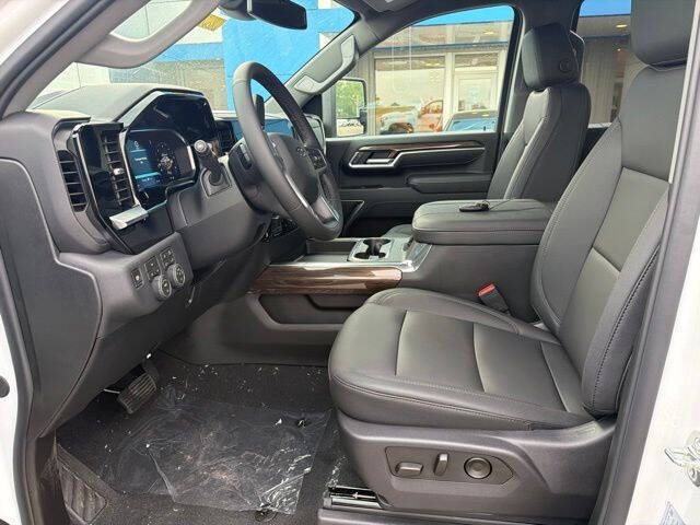 2026 Chevrolet Silverado 3500 HD LT - Photo 14