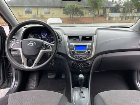 2013 Hyundai Accent GS