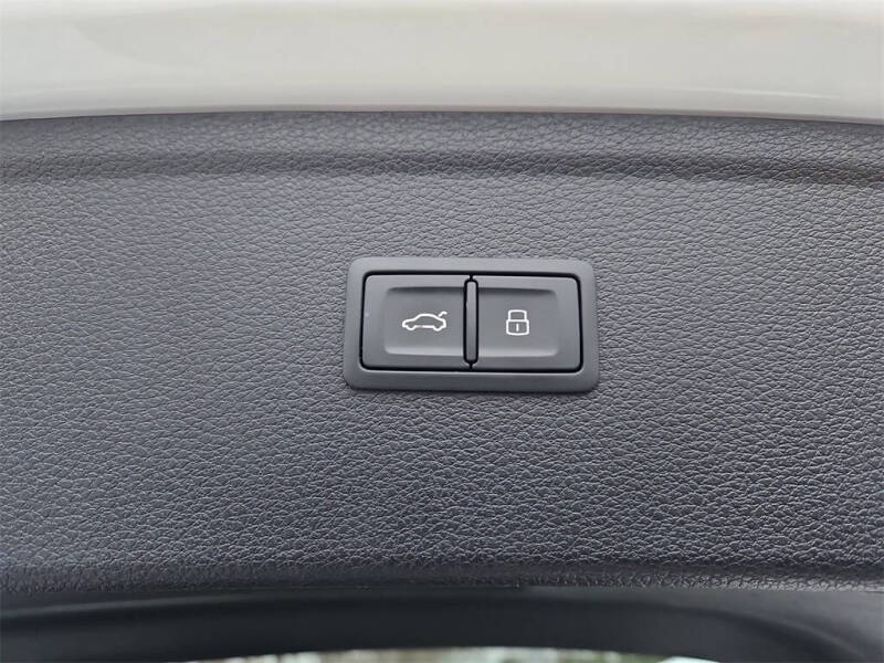 2023 Audi Q5 quattro S line Premium 45 TFSI