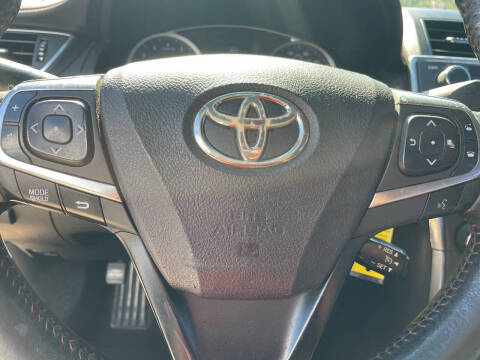 2015 Toyota Camry LE