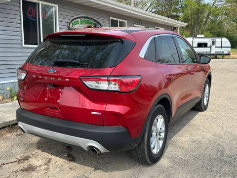 2020 Ford Escape SE