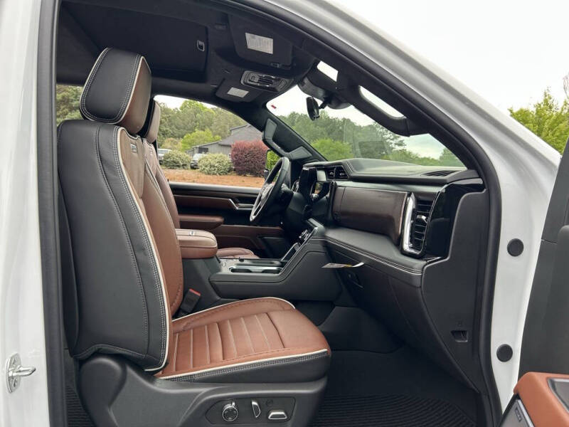 2025 GMC Sierra 3500HD