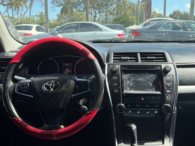 2015 Toyota Camry LE