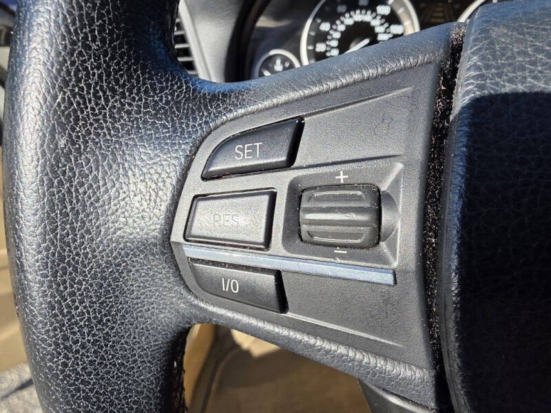 2011 BMW 5 Series 528i