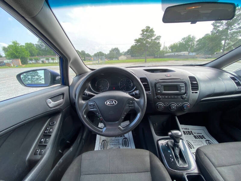 2017 Kia Forte LX