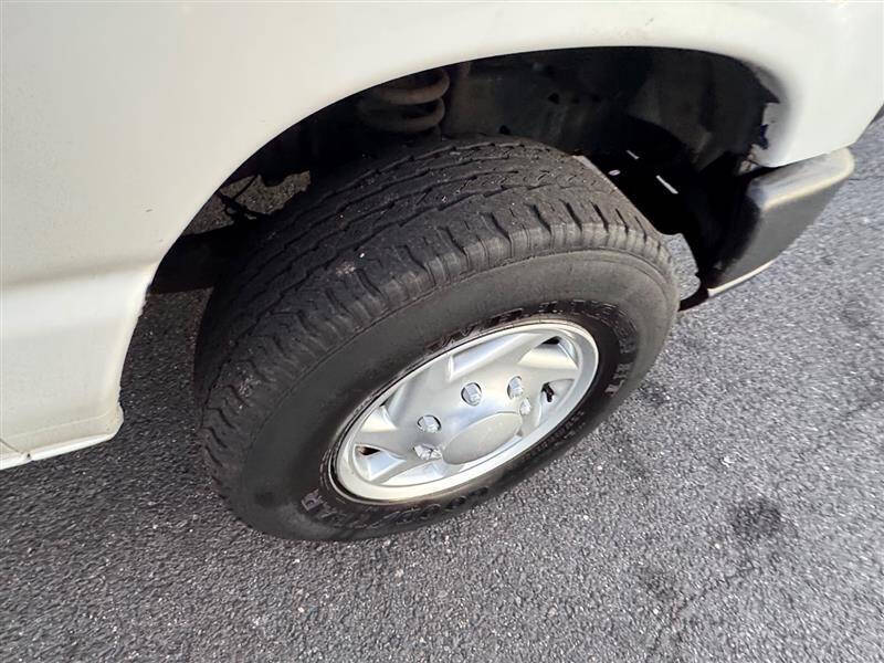 2011 Ford E-Series E-350 SD