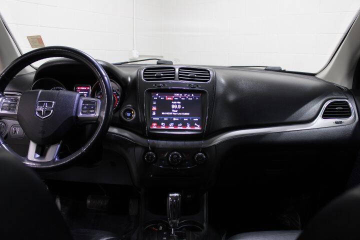 2019 Dodge Journey Crossroad