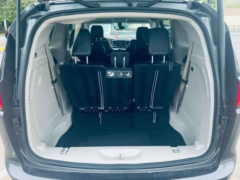 2018 Chrysler Pacifica Touring L