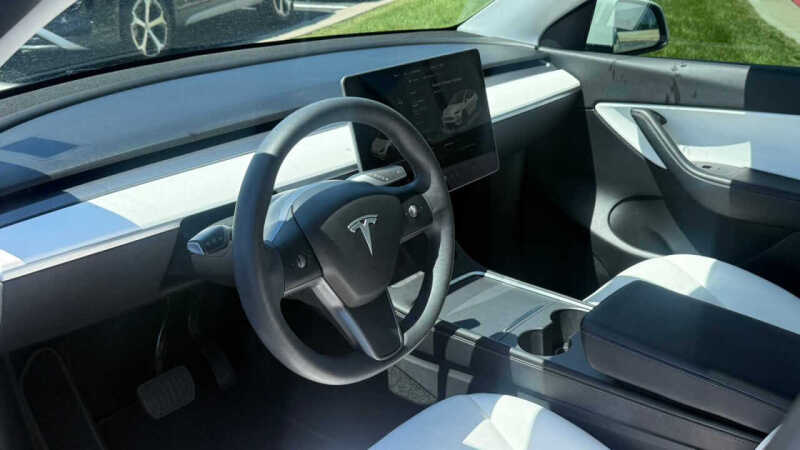 2022 Tesla Model Y Long Range