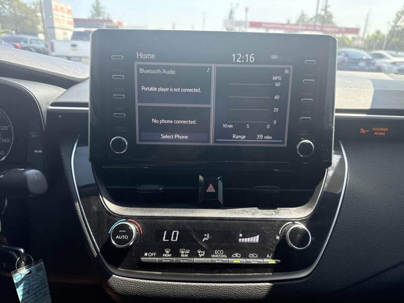 2020 Toyota Corolla LE