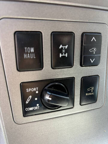 2011 Toyota Sequoia Platinum