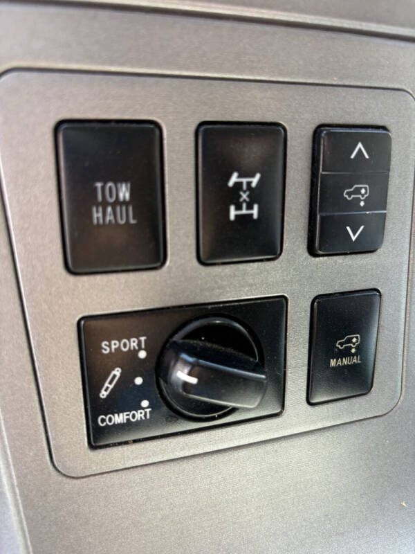 2011 Toyota Sequoia Platinum