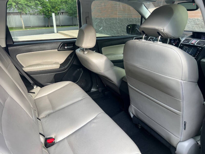 2016 Subaru Forester 2.5i Touring