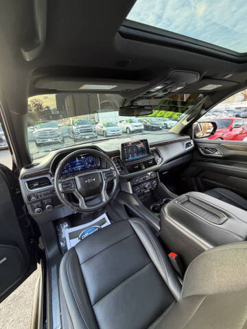 2022 Chevrolet Suburban LT