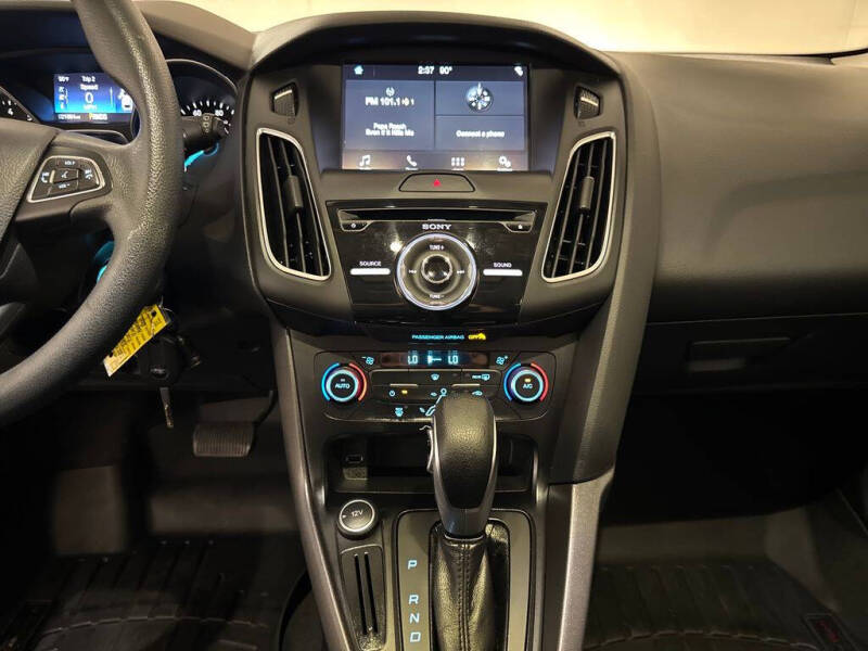 2017 Ford Focus SEL