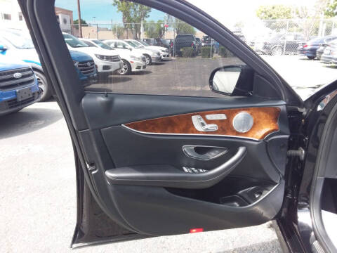 2019 Mercedes-Benz E-Class E 300