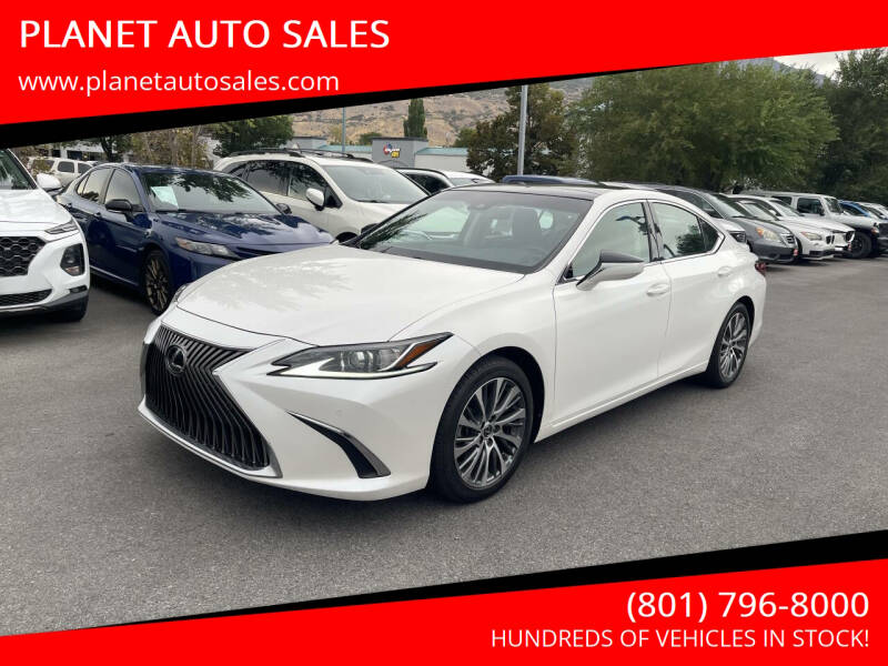 2021 Lexus ES 350's photo