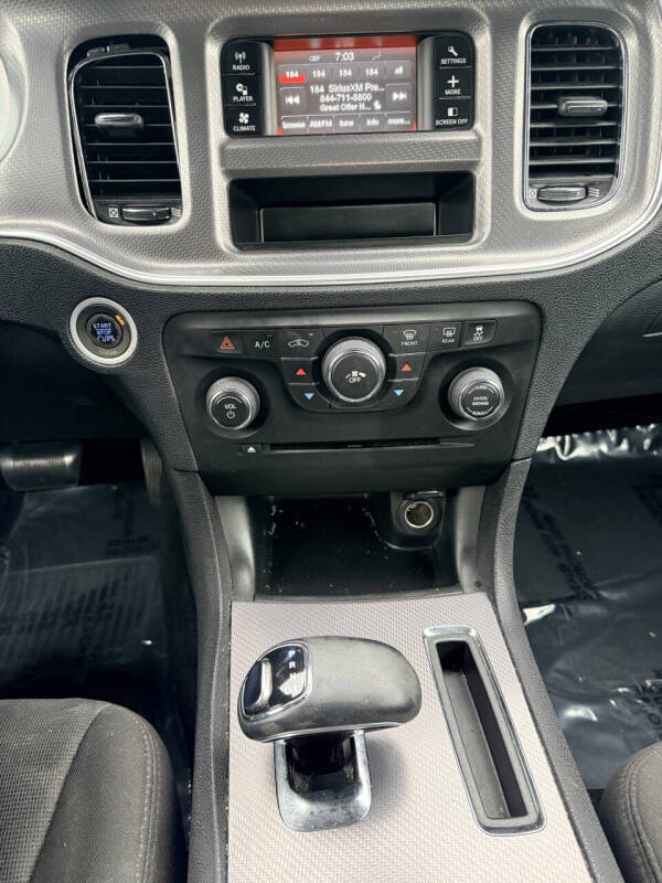 2013 Dodge Charger SE