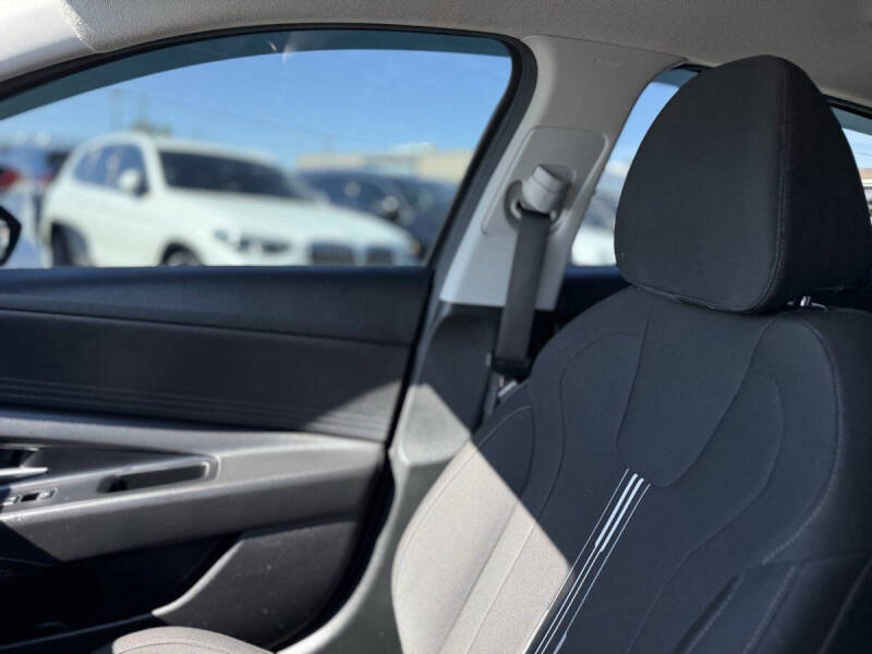 2023 Hyundai Elantra