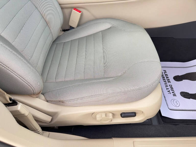 2019 Ford Taurus SE