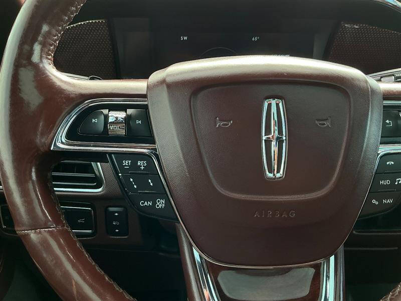 2018 Lincoln Navigator Black Label