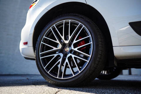 2023 Porsche Macan S