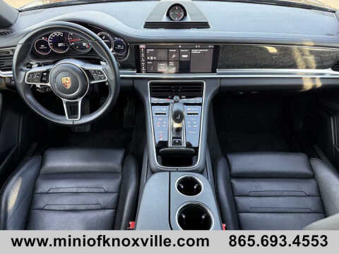 2018 Porsche Panamera 4
