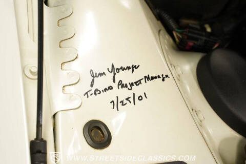 2002 Ford Thunderbird Deluxe