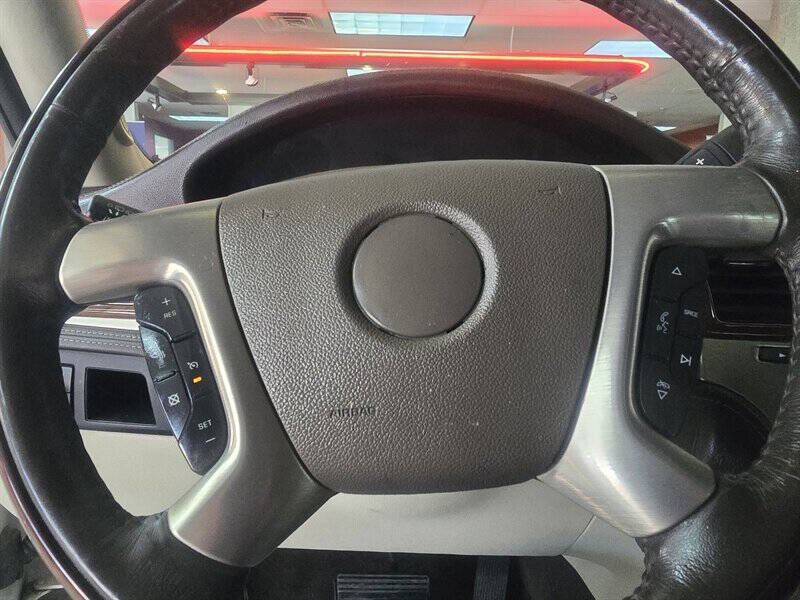 2012 Cadillac Escalade Platinum Edition