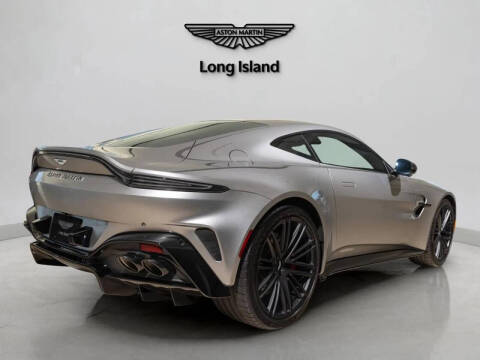 2025 Aston Martin Vantage