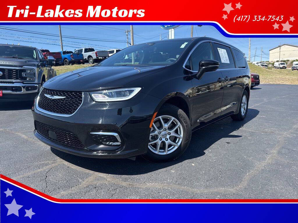 Diamond Black Crystal Pearlcoat 2025 Chrysler Pacifica Select Select 4dr Mini-Van 1