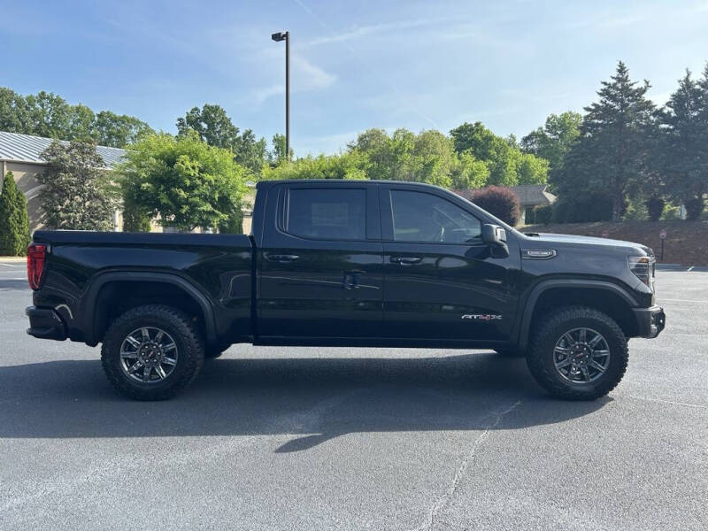 2025 GMC Sierra 1500 AT4X