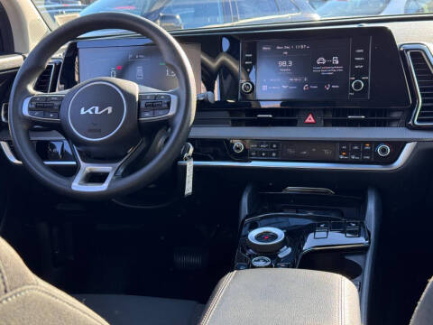 2023 Kia Sportage Hybrid LX