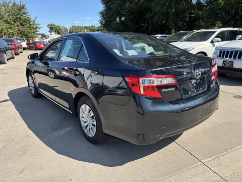 2012 Toyota Camry LE