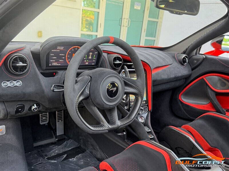 2021 McLaren 765LT