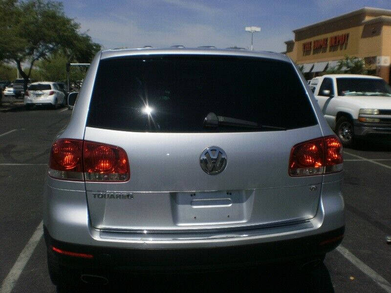 2004 Volkswagen Touareg V8