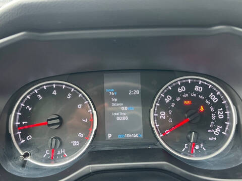 2022 Toyota RAV4 LE