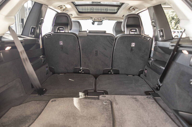 2025 Volvo XC90 B6 Plus Bright Theme 7P