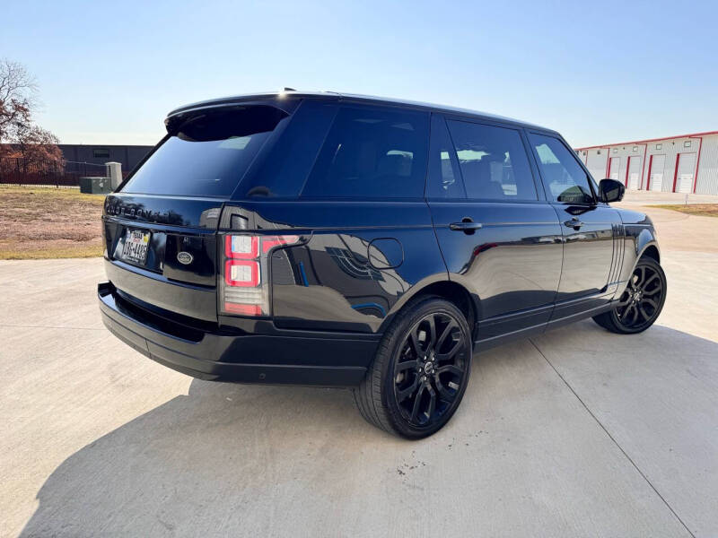 2017 Land Rover Range Rover Supercharged photo 4