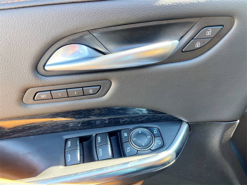 2025 Cadillac XT4 Sport