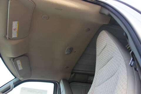 2025 Chevrolet Express 3500