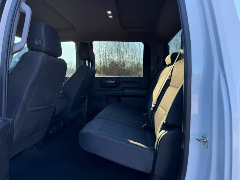 2024 Chevrolet Silverado 2500HD Custom