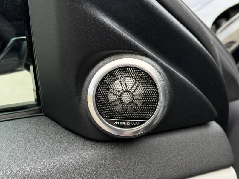 2026 Land Rover Range Rover Evoque P250 Dynamic SE