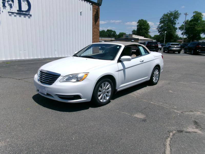 2013 Chrysler 200 Touring