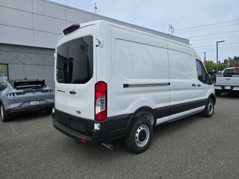 2026 Ford Transit 250